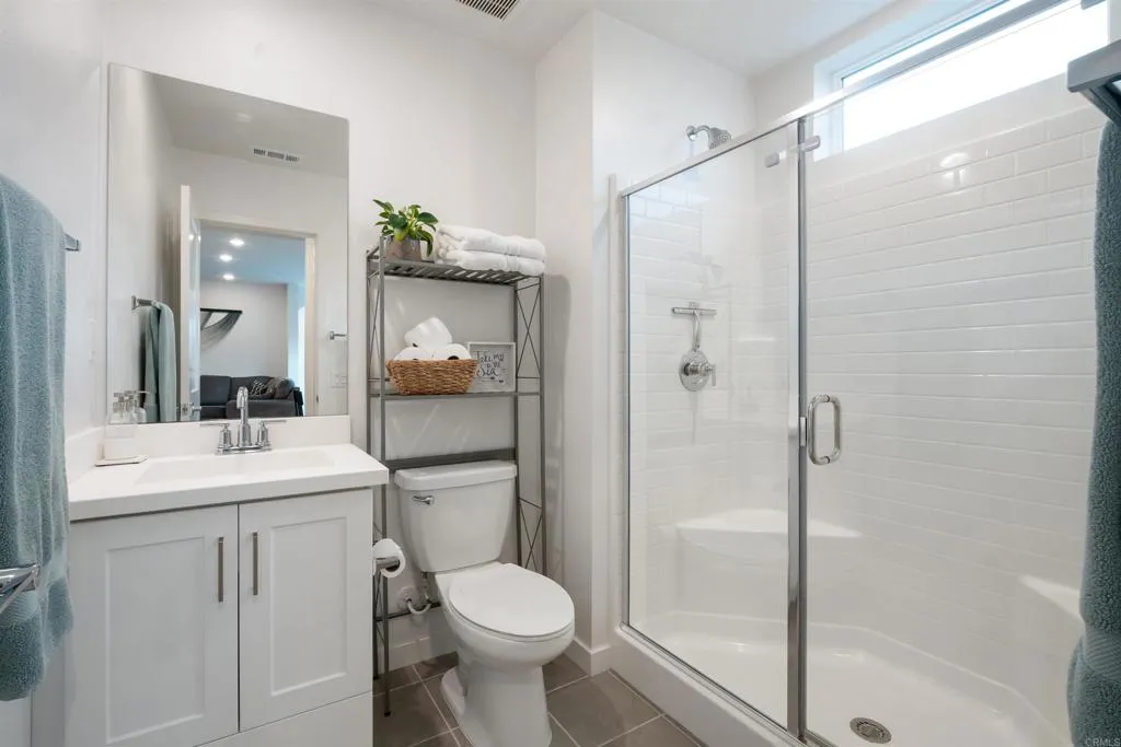 https://cdn.realtyfeed.com/cdn/127/306615785/6d5540578a928686cac3ea3d301c851b.webp