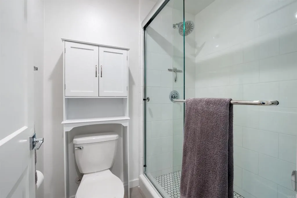 https://cdn.realtyfeed.com/cdn/127/306615785/ab7df25291fc850a3e13d3f6971ef914.webp