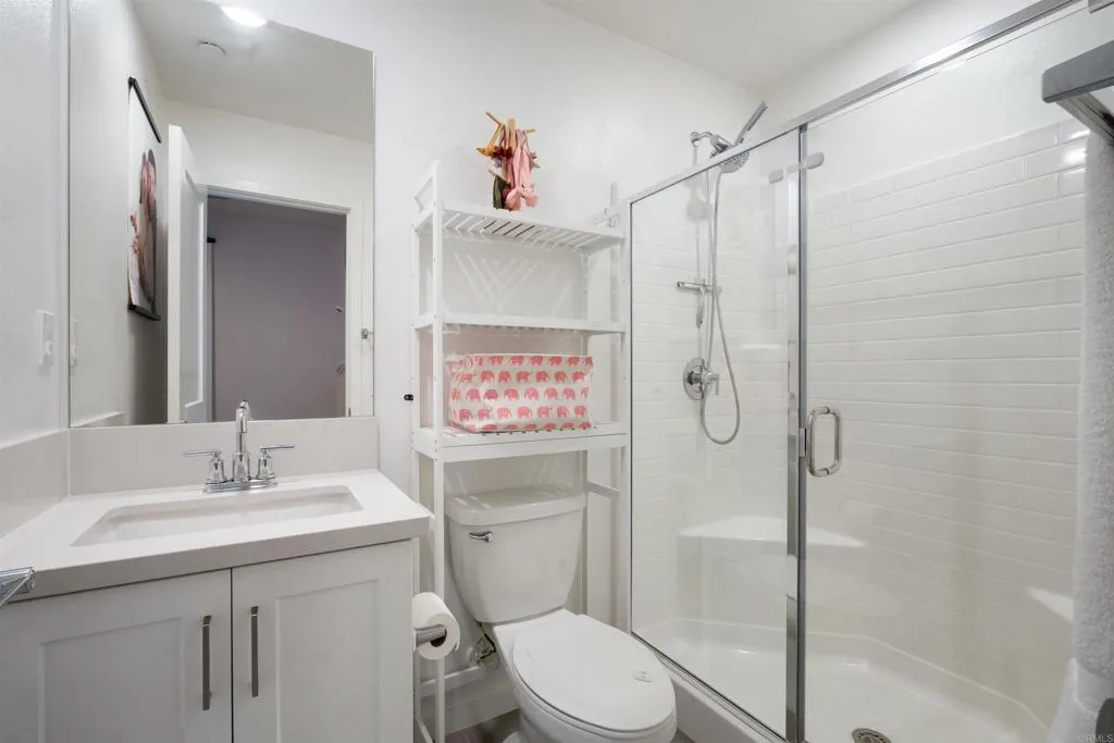 https://cdn.realtyfeed.com/cdn/127/306615785/e77179a5bc428d8872227142f8bad9c5.webp