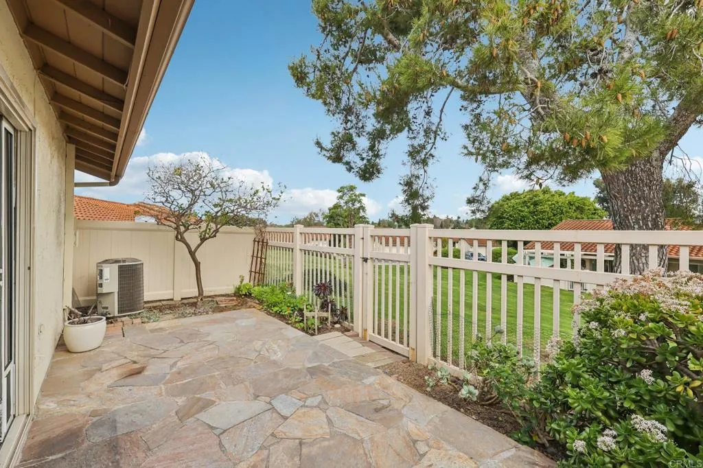 https://cdn.realtyfeed.com/cdn/127/306615809/2c27205eeb283751e134c326566278eb.webp