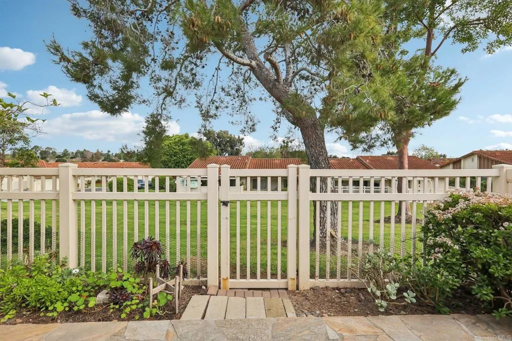 https://cdn.realtyfeed.com/cdn/127/306615809/367dae21dd916a912c26a18508be5e93.webp