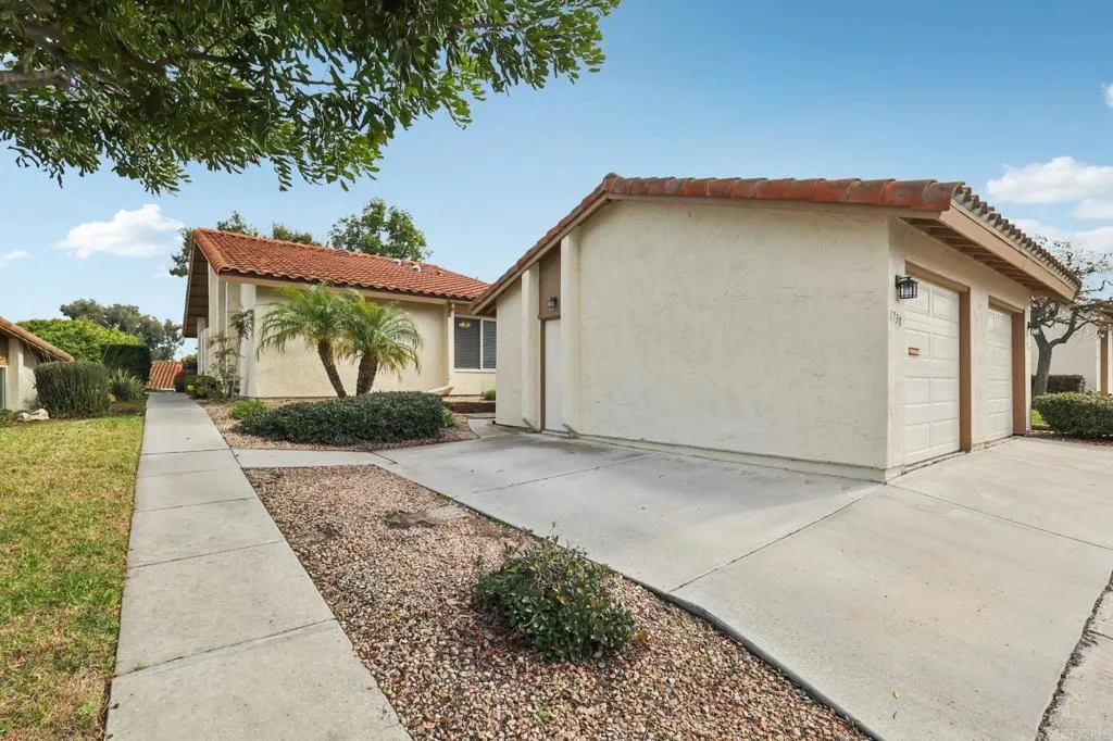 https://cdn.realtyfeed.com/cdn/127/306615809/d3073c3856876320c8be332b7570f972.webp