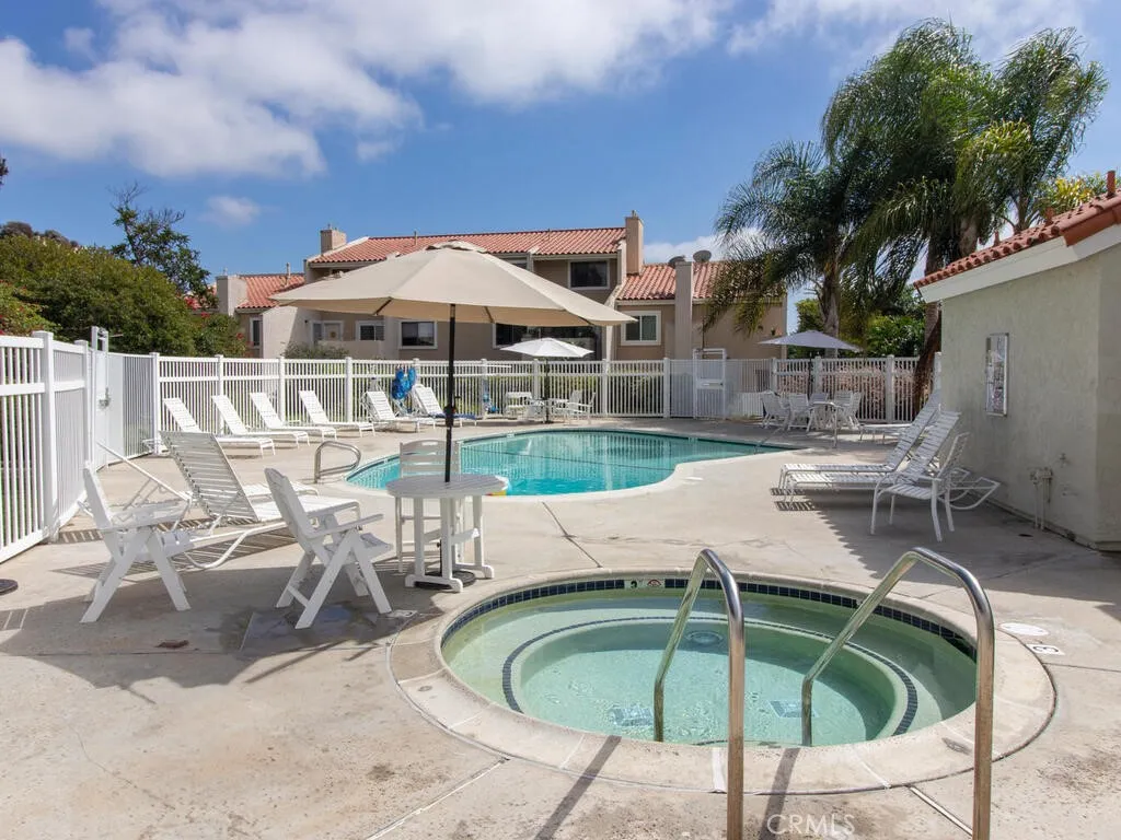 https://cdn.realtyfeed.com/cdn/127/306615810/aea9ae5222f0c944efdd21735e7104d1.webp