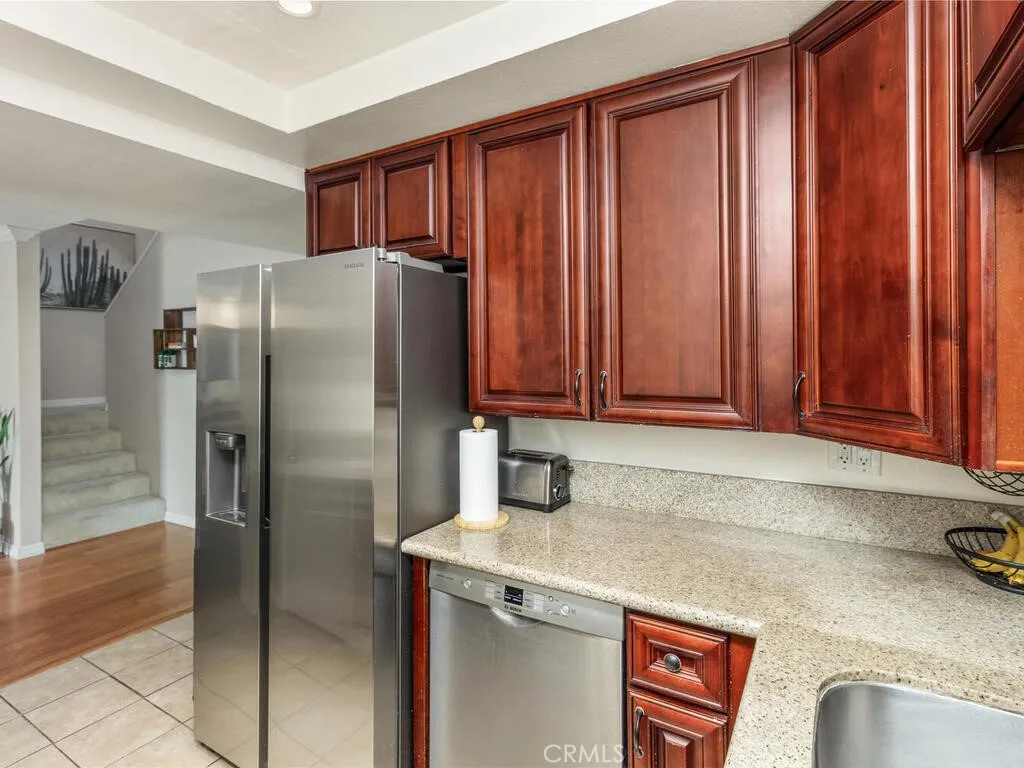 Photo #7: SR26003629 Listing: Photo #7