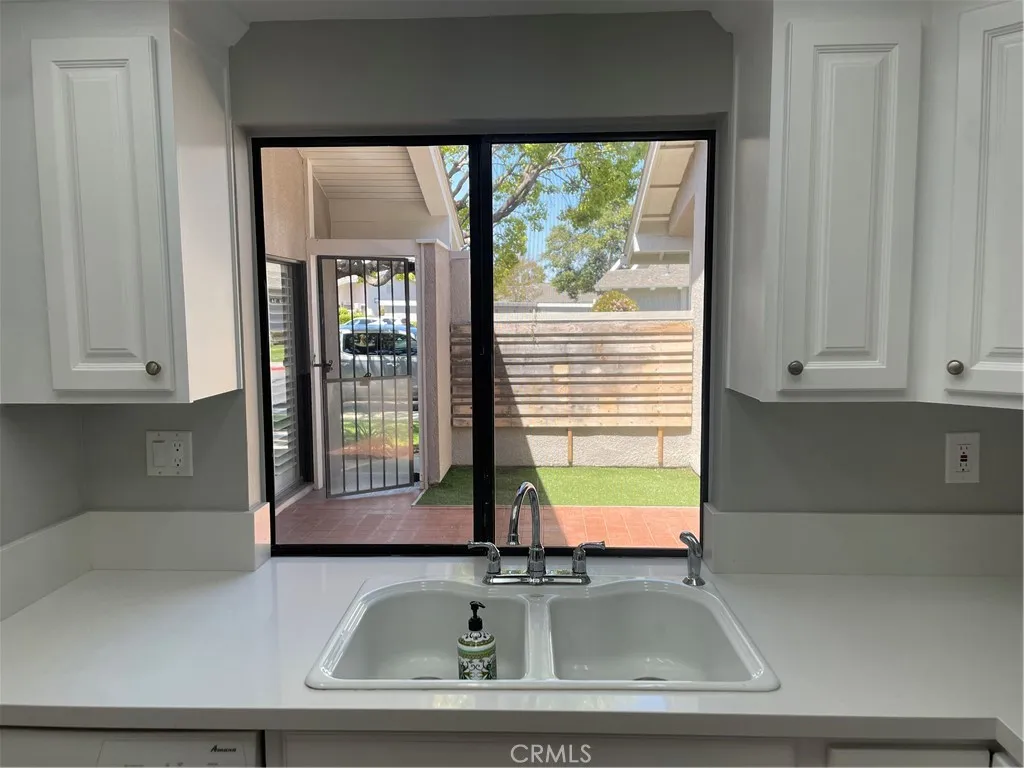 8866 Tulare Drive UNIT 306C, Huntington Beach, CA, 92646