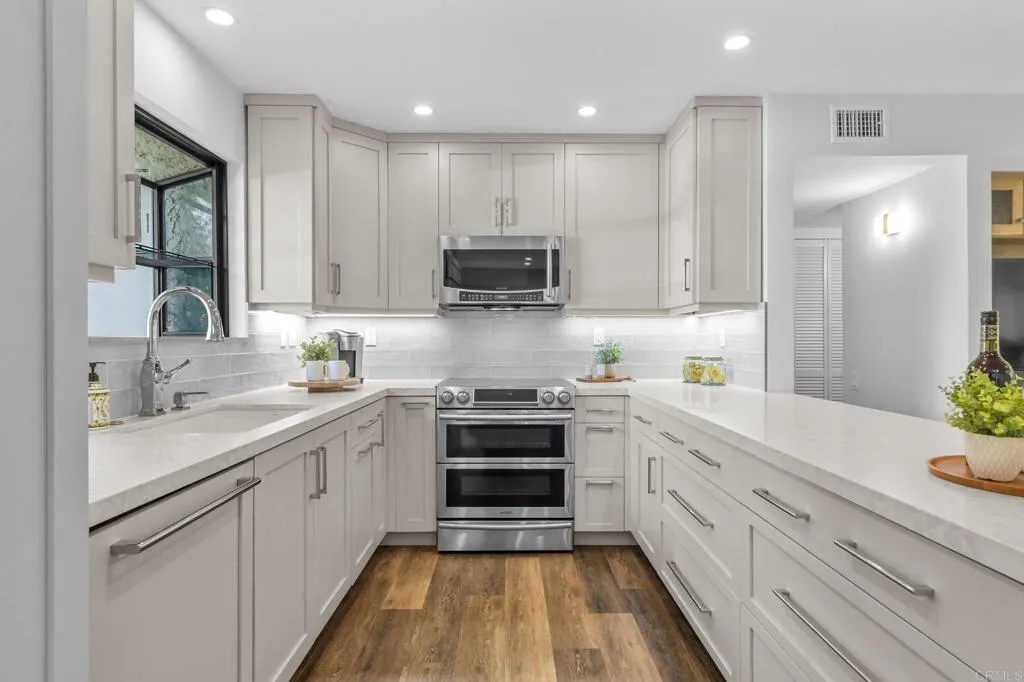 Photo #10: PTP2600252 Listing: Photo #10