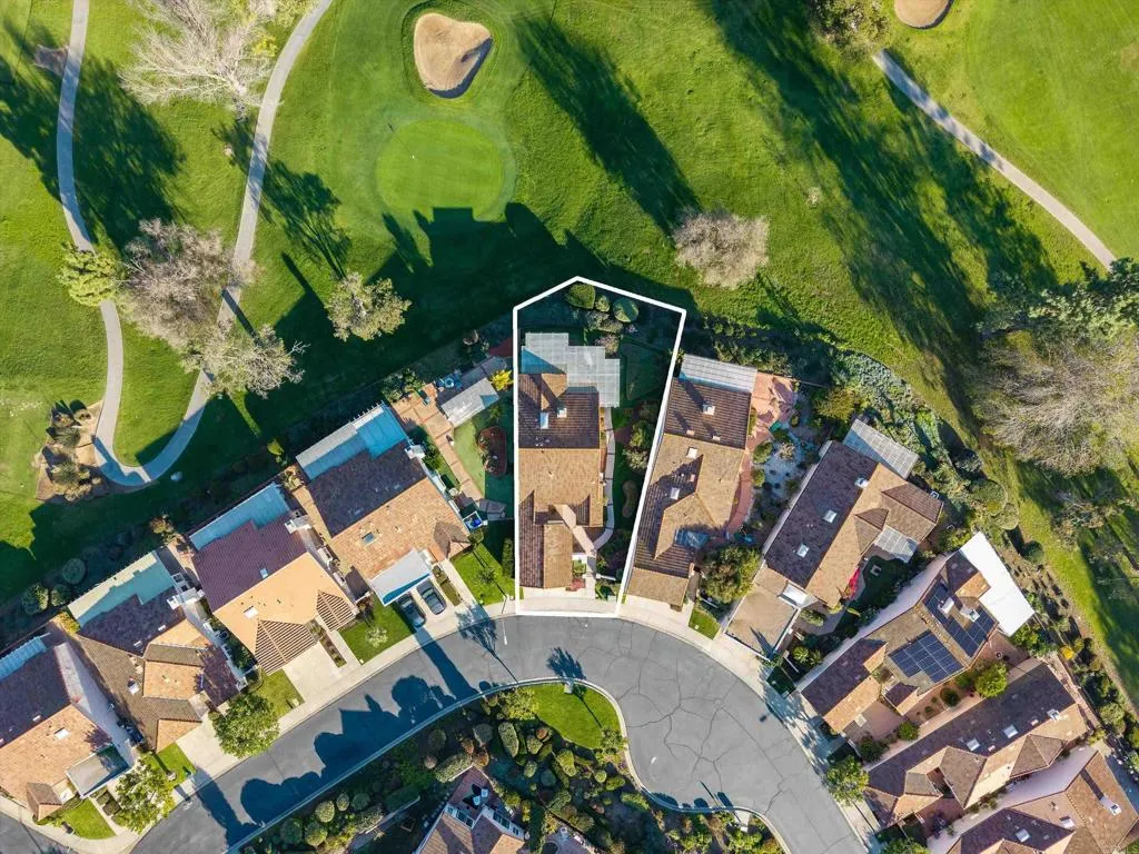 https://cdn.realtyfeed.com/cdn/127/306615978/155164533e46d8bffad416a4a022bb9a.webp