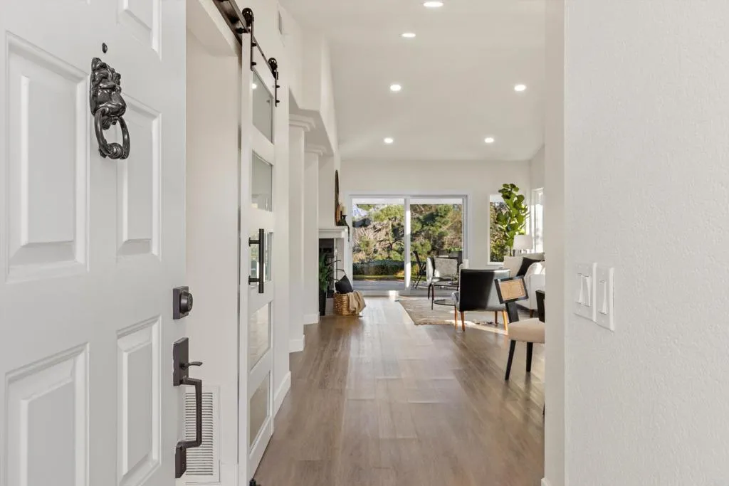 https://cdn.realtyfeed.com/cdn/127/306615978/34875e1ead16a22784c6ad6b90b66716.webp