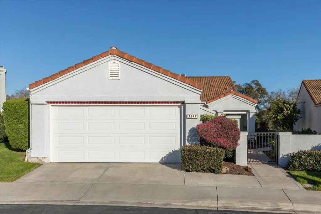 https://cdn.realtyfeed.com/cdn/127/306615978/5294941173a33800b3ecaae8b3d5e820.webp