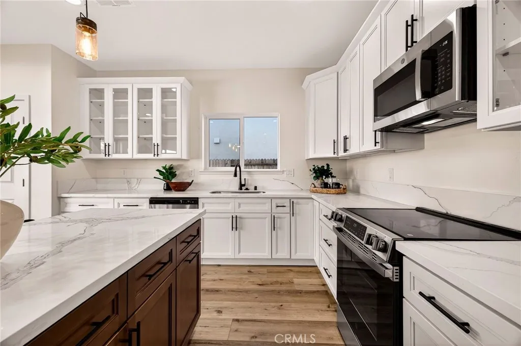 974 Bertino, Chico, CA 95973 - Photo 4 of 26, Chico, CA