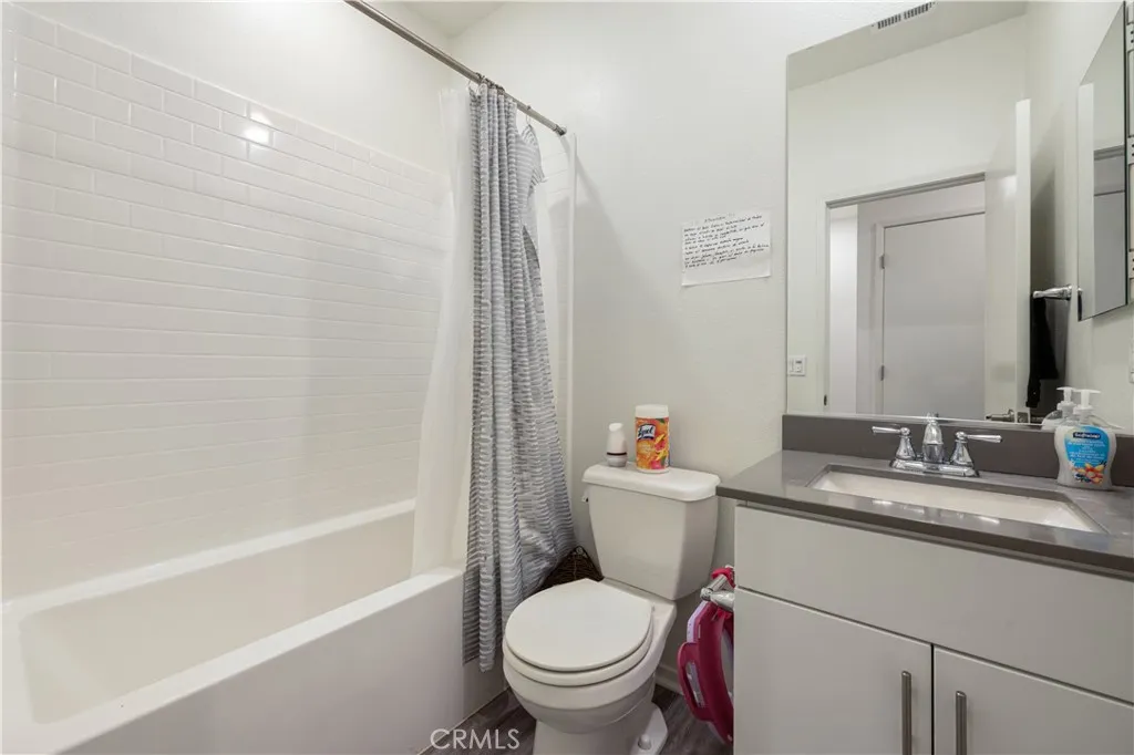 Photo #21: SW26005265 Listing: Photo #21