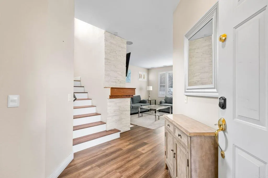 https://cdn.realtyfeed.com/cdn/127/306616000/a33e52a375fb59df43fac083c470e91a.webp