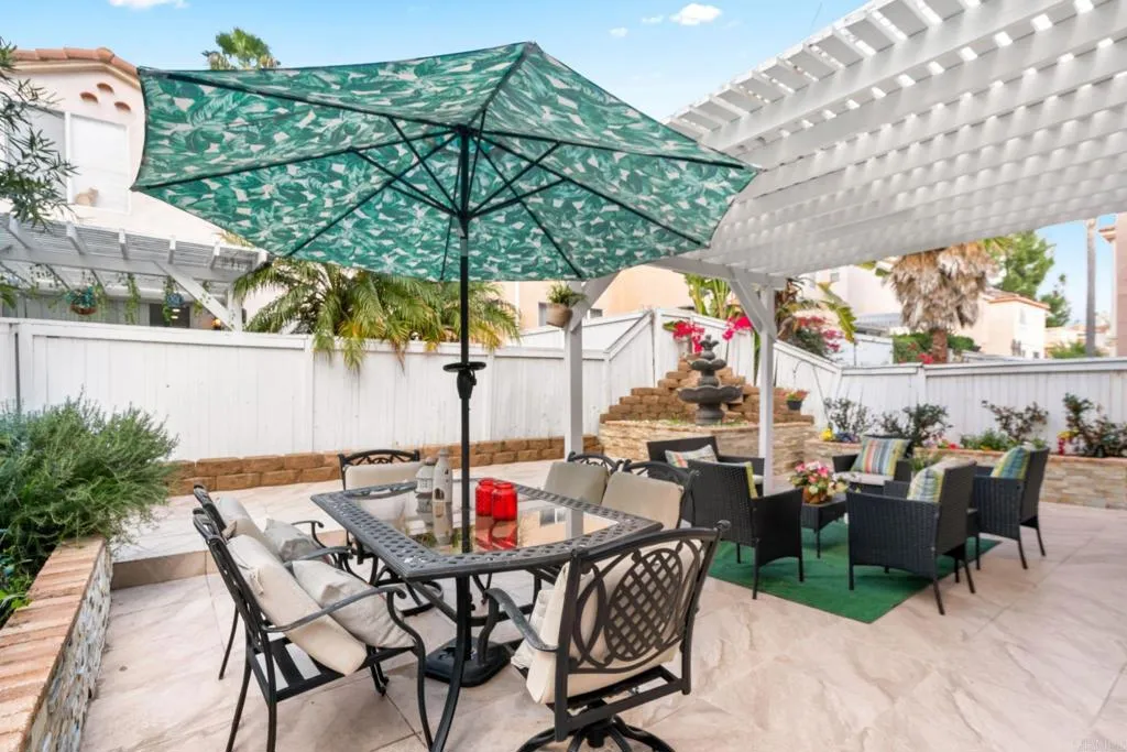 https://cdn.realtyfeed.com/cdn/127/306616000/cfc226b373f10f180416e212831a355f.webp