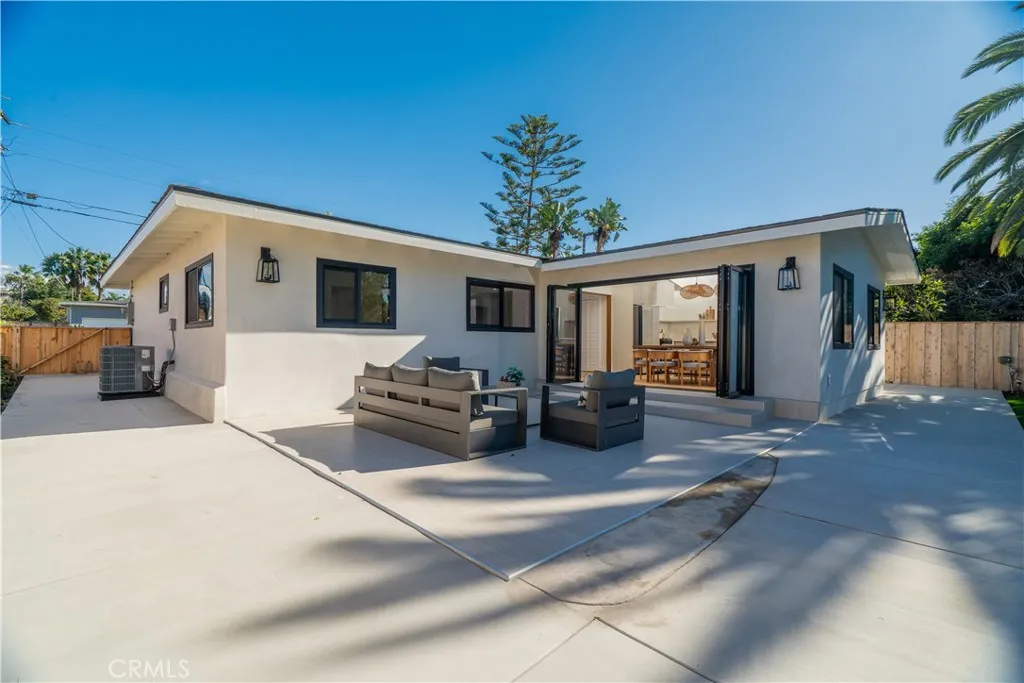 https://cdn.realtyfeed.com/cdn/127/306616054/02e3a0e9a170ed450ef6e66f73024fb4.webp