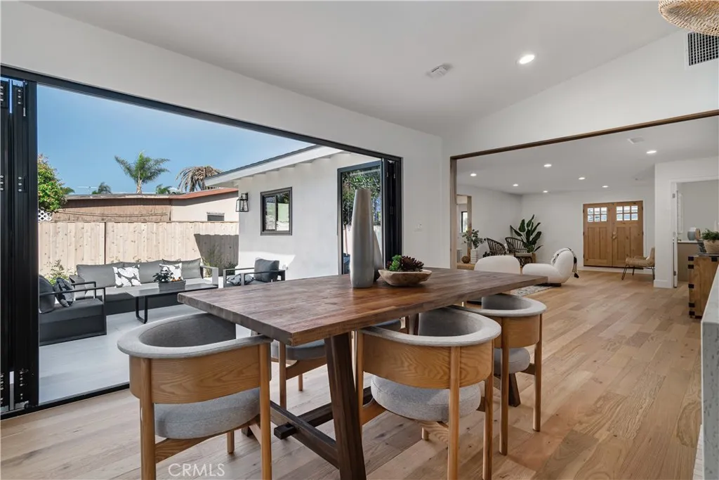 https://cdn.realtyfeed.com/cdn/127/306616054/f1aecd6634c855e5078819df76173d66.webp