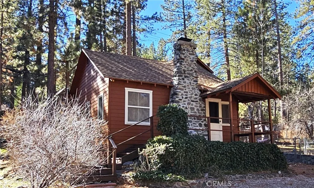 1417 Helen, Wrightwood, CA 92397 - Photo 2 of 26, Wrightwood, CA