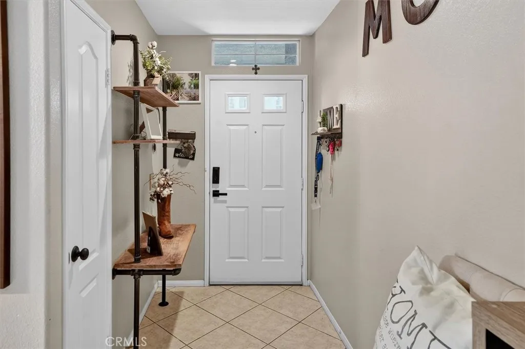 17955 Lost Canyon, Canyon Country, CA 91387 - Photo 4 of 32, Canyon Country, CA