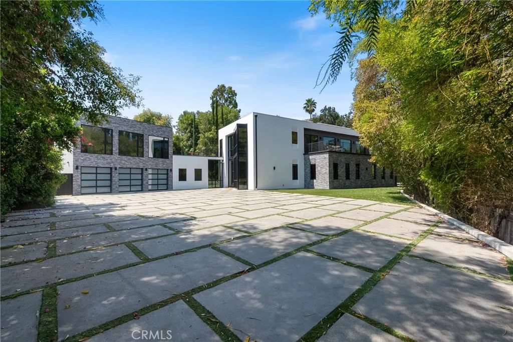 4653 Vanalden Avenue, Tarzana, CA 91356 - Photo 3 of 56, Tarzana, CA