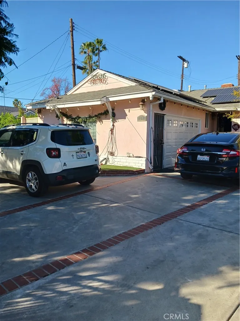North Hollywood, CA 91605