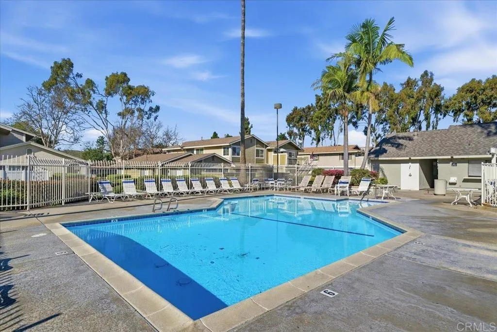 https://cdn.realtyfeed.com/cdn/127/306616230/ab69edcd3026d6c0e4a33104d94a7925.webp