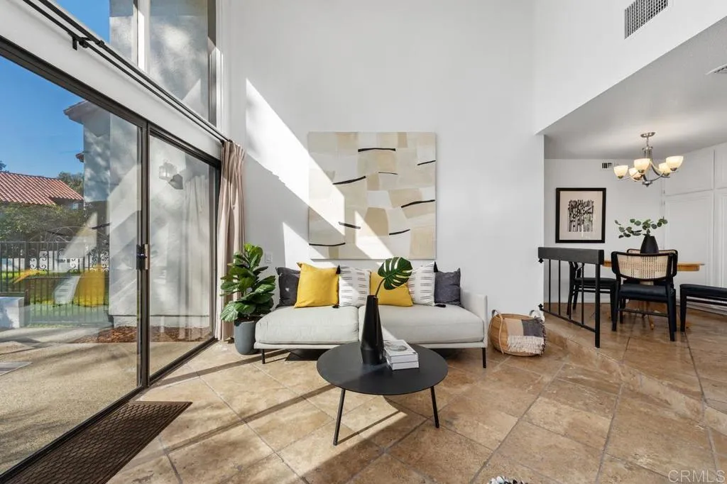 https://cdn.realtyfeed.com/cdn/127/306616300/2d509e8e99c9057dba9035069ce82031.webp