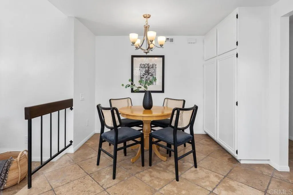 https://cdn.realtyfeed.com/cdn/127/306616300/c9914360c3f0b10a3c0e63cdf20ba985.webp
