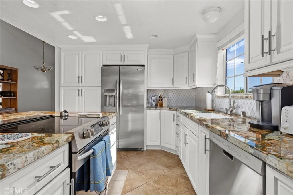 https://cdn.realtyfeed.com/cdn/127/306616308/67c2869db0315c6019877f6817b2e0d0.webp