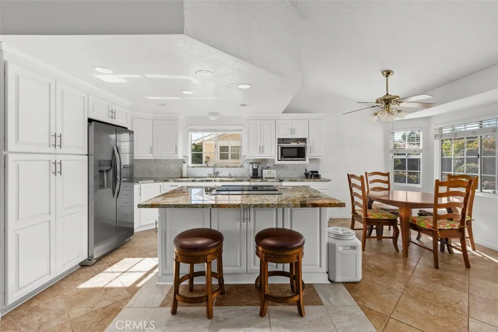 https://cdn.realtyfeed.com/cdn/127/306616308/d9b832f91306aae82ab95a19ef16495e.webp