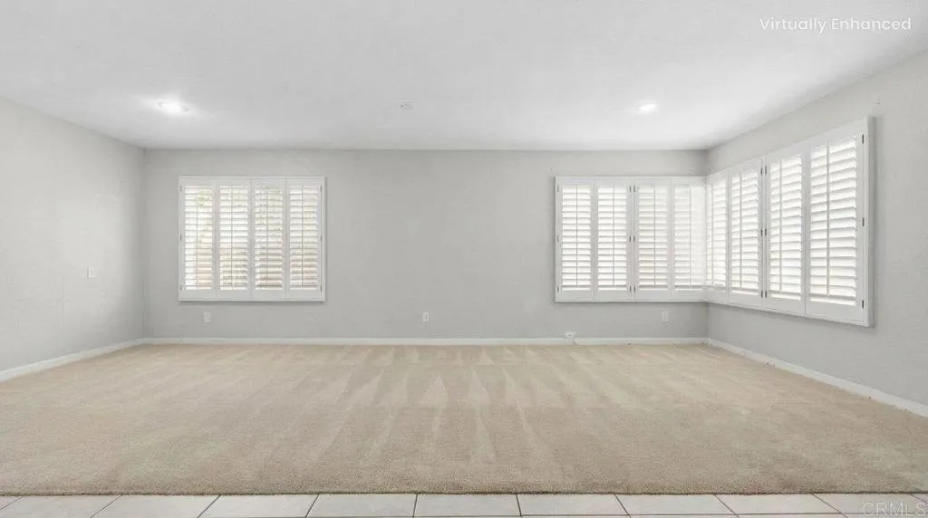 https://cdn.realtyfeed.com/cdn/127/306616318/b54429784a27ae3750c9f2ab561fbb67.webp