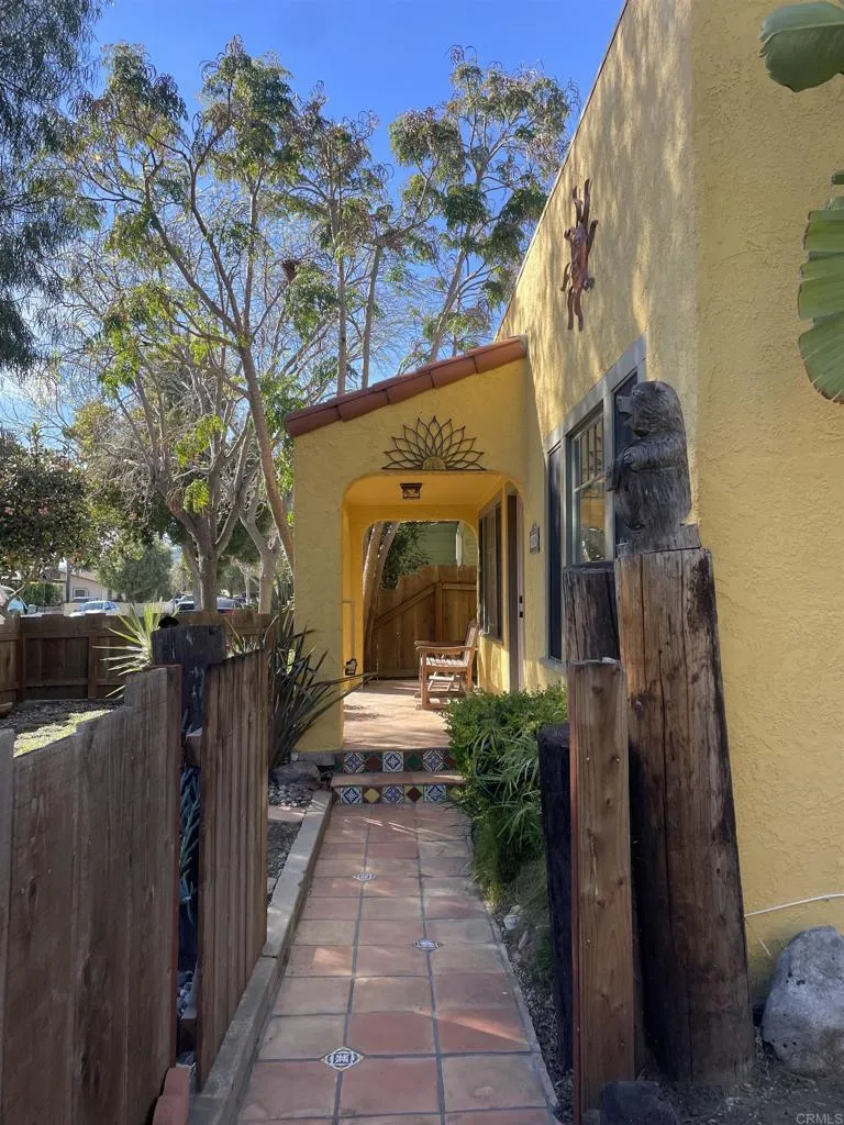 121 E Warner St, Ventura, CA 93001 - Photo 3 of 49, Ventura, CA