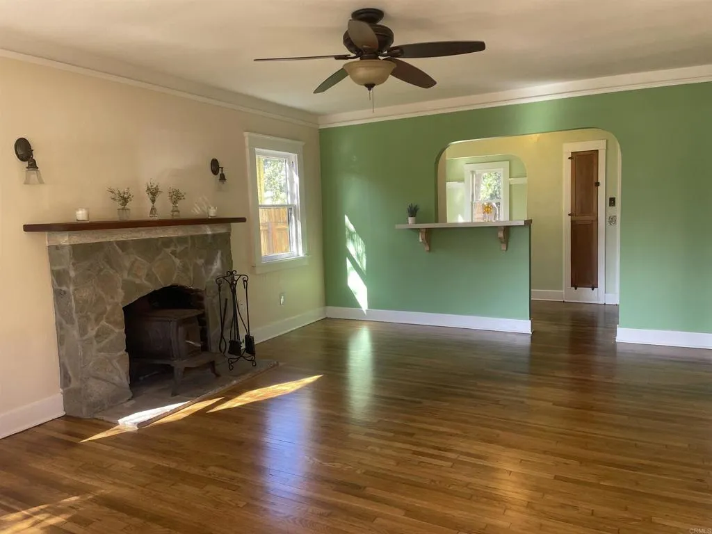 121 E Warner St, Ventura, CA 93001 - Photo 5 of 49, Ventura, CA