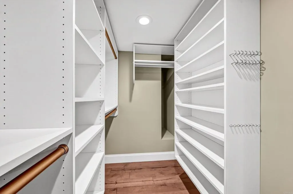 https://cdn.realtyfeed.com/cdn/127/306616364/3200e49b47ce6396ab8416391d929410.webp