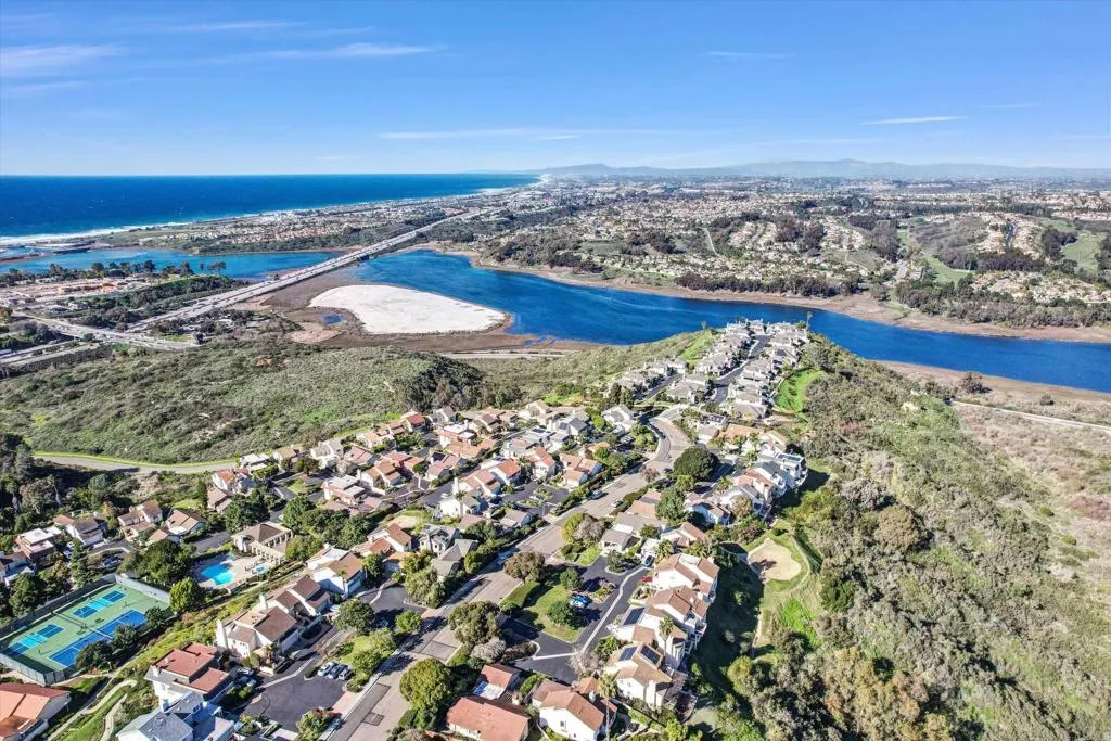 https://cdn.realtyfeed.com/cdn/127/306616364/c23eed7b017905c28c3dd5b9f91421b1.webp