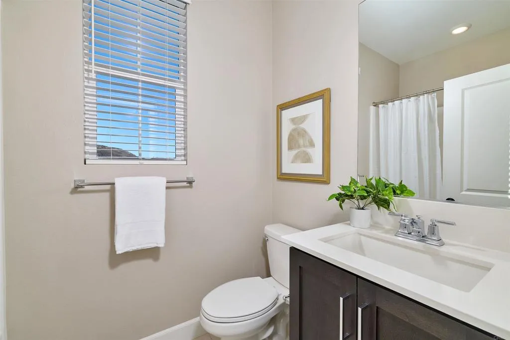 https://cdn.realtyfeed.com/cdn/127/306616371/773dcb563f2412c18d4a7088031998d0.webp