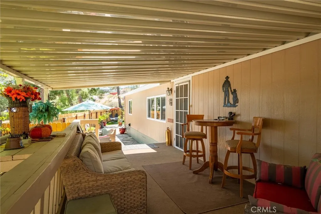 https://cdn.realtyfeed.com/cdn/127/306616373/015cc7c47cf19493ab515a885e4e20fa.webp