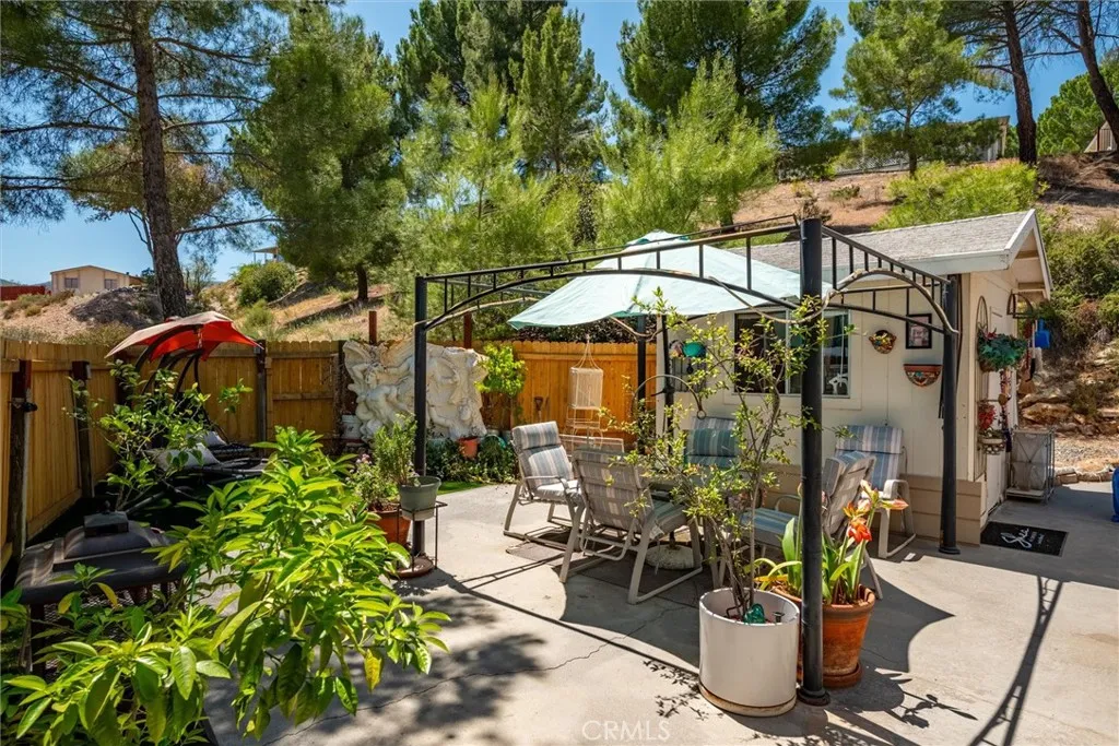 https://cdn.realtyfeed.com/cdn/127/306616373/0250f74097e6e91e796fa7ee6ca9719b.webp