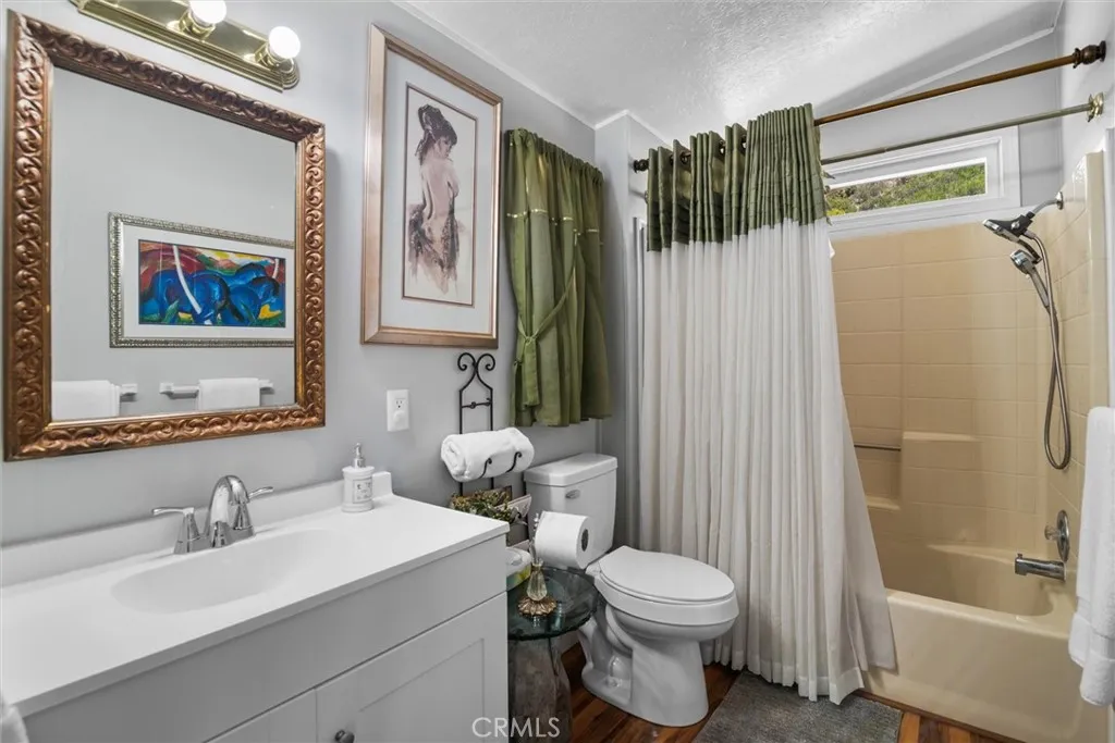 https://cdn.realtyfeed.com/cdn/127/306616373/346f586ba64a539fef998bd145005a20.webp