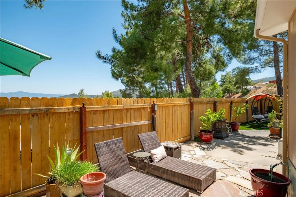 https://cdn.realtyfeed.com/cdn/127/306616373/3d1b52af92d746d739b8750939dc447d.webp