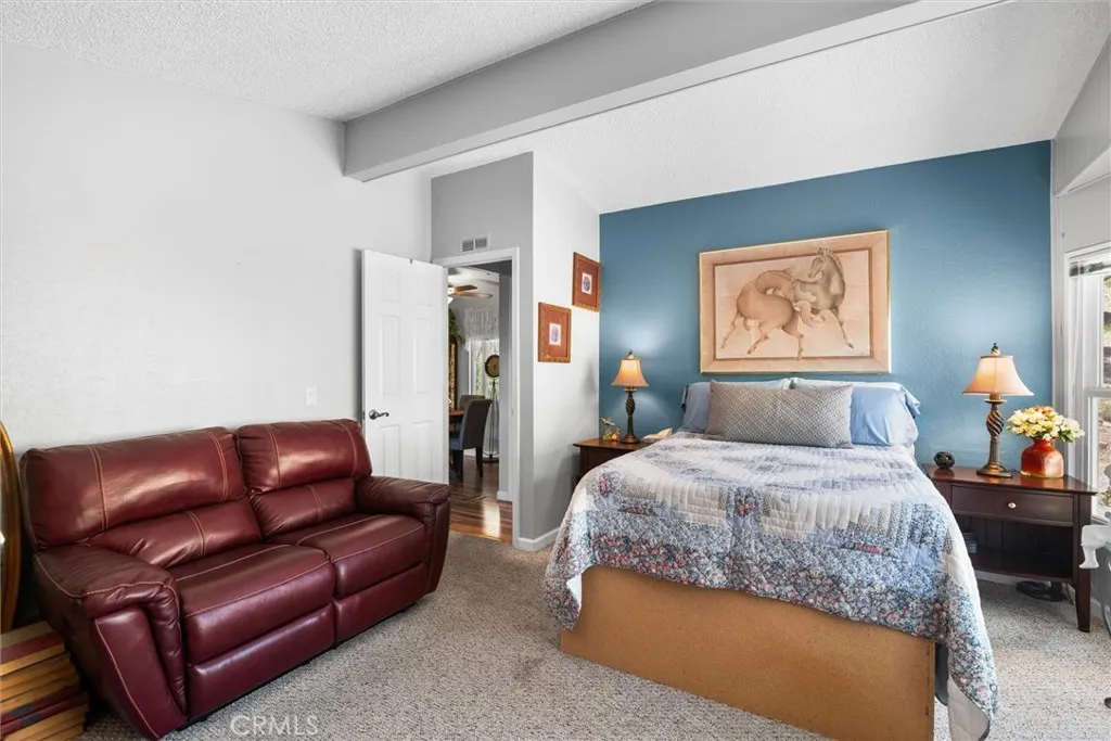 https://cdn.realtyfeed.com/cdn/127/306616373/d3fac47427b96d52903125ed79fa8876.webp