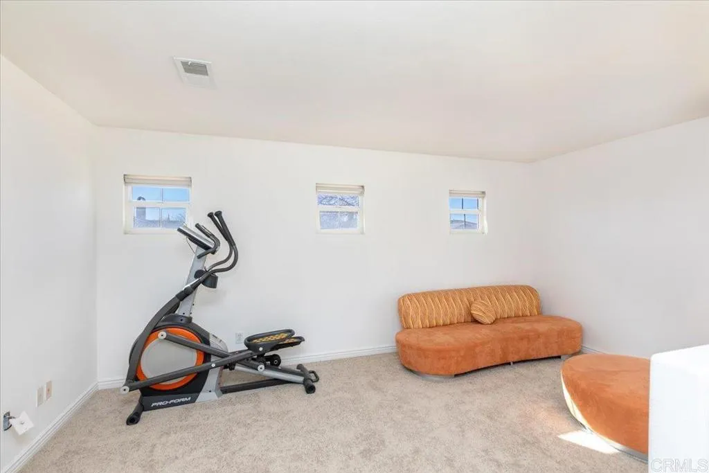 https://cdn.realtyfeed.com/cdn/127/306616420/48daf77b4b75df0d1030a5c985925e14.webp
