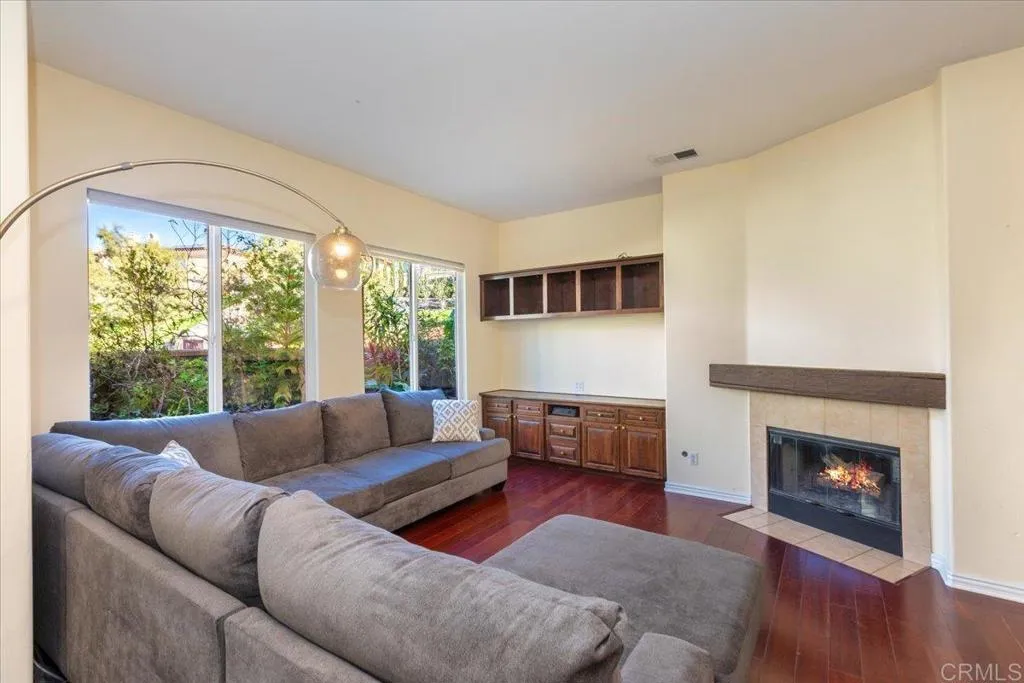https://cdn.realtyfeed.com/cdn/127/306616420/4a7956b57a6114a6b65c0170676297a0.webp