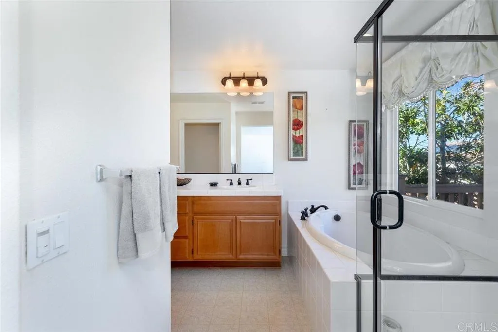 https://cdn.realtyfeed.com/cdn/127/306616420/8c6c6c67671fb314dbb5cce6a300da53.webp