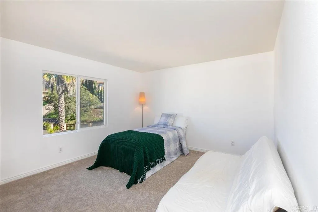 https://cdn.realtyfeed.com/cdn/127/306616420/a1b698db2155e7f6b1f0641bb11a70f3.webp