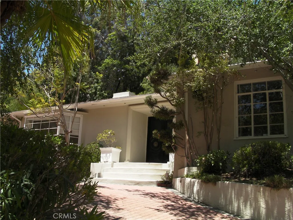 123 N Glenroy Avenue, Los Angeles, CA 90049 - Photo 4 of 28, Los Angeles, CA