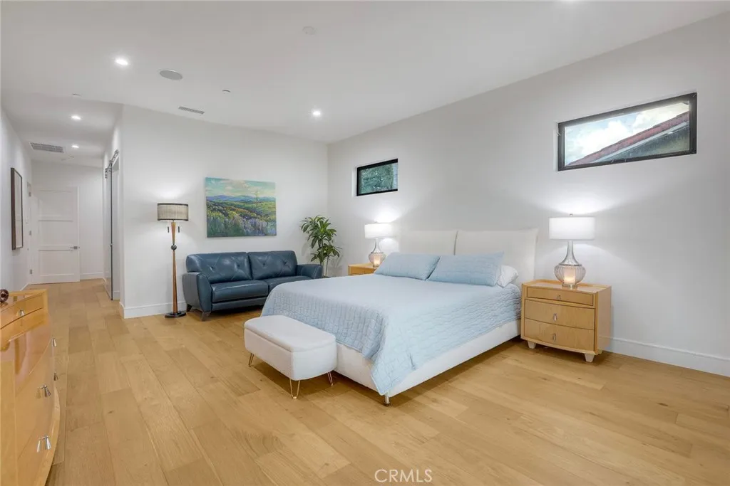https://cdn.realtyfeed.com/cdn/127/306616450/08af4e544a2824b952b589091a11eed0.webp