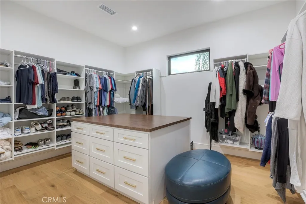 https://cdn.realtyfeed.com/cdn/127/306616450/0d5273dd404e1f5f5230132067f42387.webp