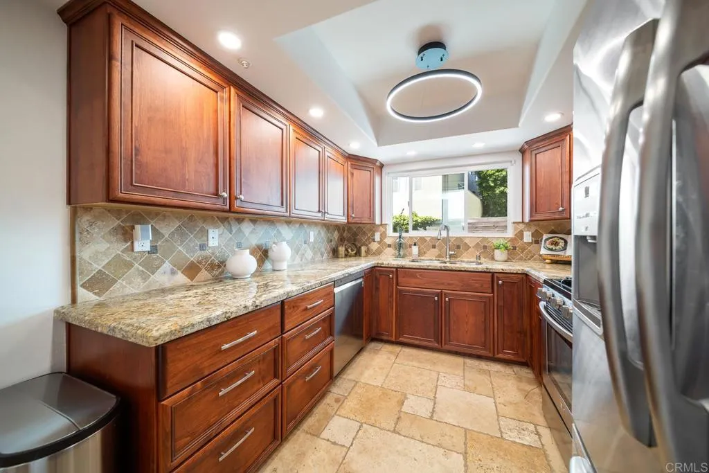 https://cdn.realtyfeed.com/cdn/127/306616452/e212ede197baf4ad72fd178e6cbf6d60.webp