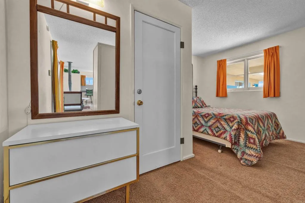 https://cdn.realtyfeed.com/cdn/127/306616464/24480229750331dd379067e2c589afe8.webp