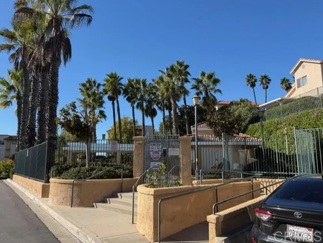 https://cdn.realtyfeed.com/cdn/127/306616497/886ff6fc82f3a86c15c6538aefc907dd.webp
