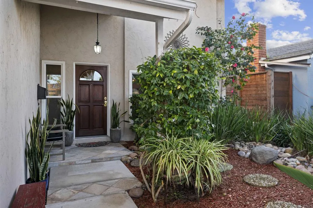 https://cdn.realtyfeed.com/cdn/127/306616549/038441c3faf951ad37a40c69231d54a1.webp